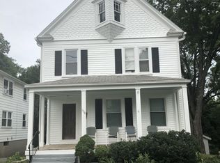 136 Raymond Rd, West Hartford, CT 06107