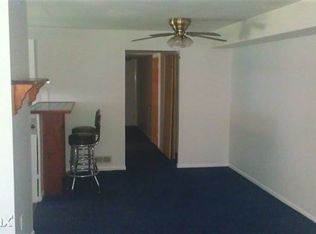 2141 Benson St, Philadelphia, PA 19152