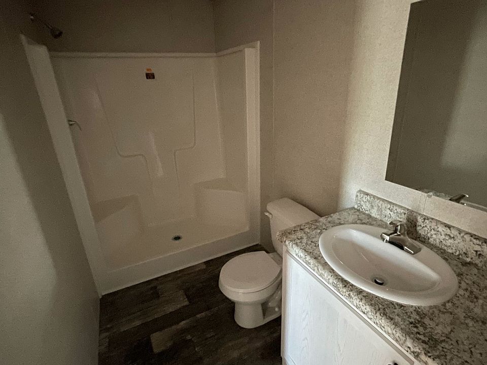 2nd image of 3052 E San Salvador St
