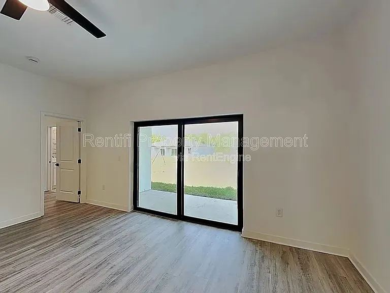 558 Nimitz Blvd — Photo 6