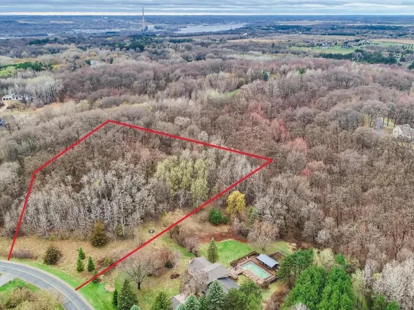 Krattley Ln, Hudson, WI 54016