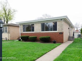4305 Howard St, Skokie, IL 60076