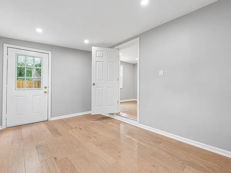 64 Curwood Ct #64 — Photo 5
