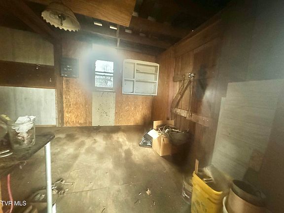 2nd image of 138 Berry Ridge Rd