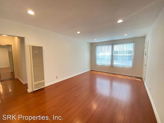 5th image of 3367 Overland Ave APT 3