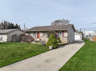 2550 Dearborn Ave, Rochester Hills, MI 48309