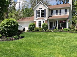 7180 Willow Oak Dr, West Bloomfield, MI
