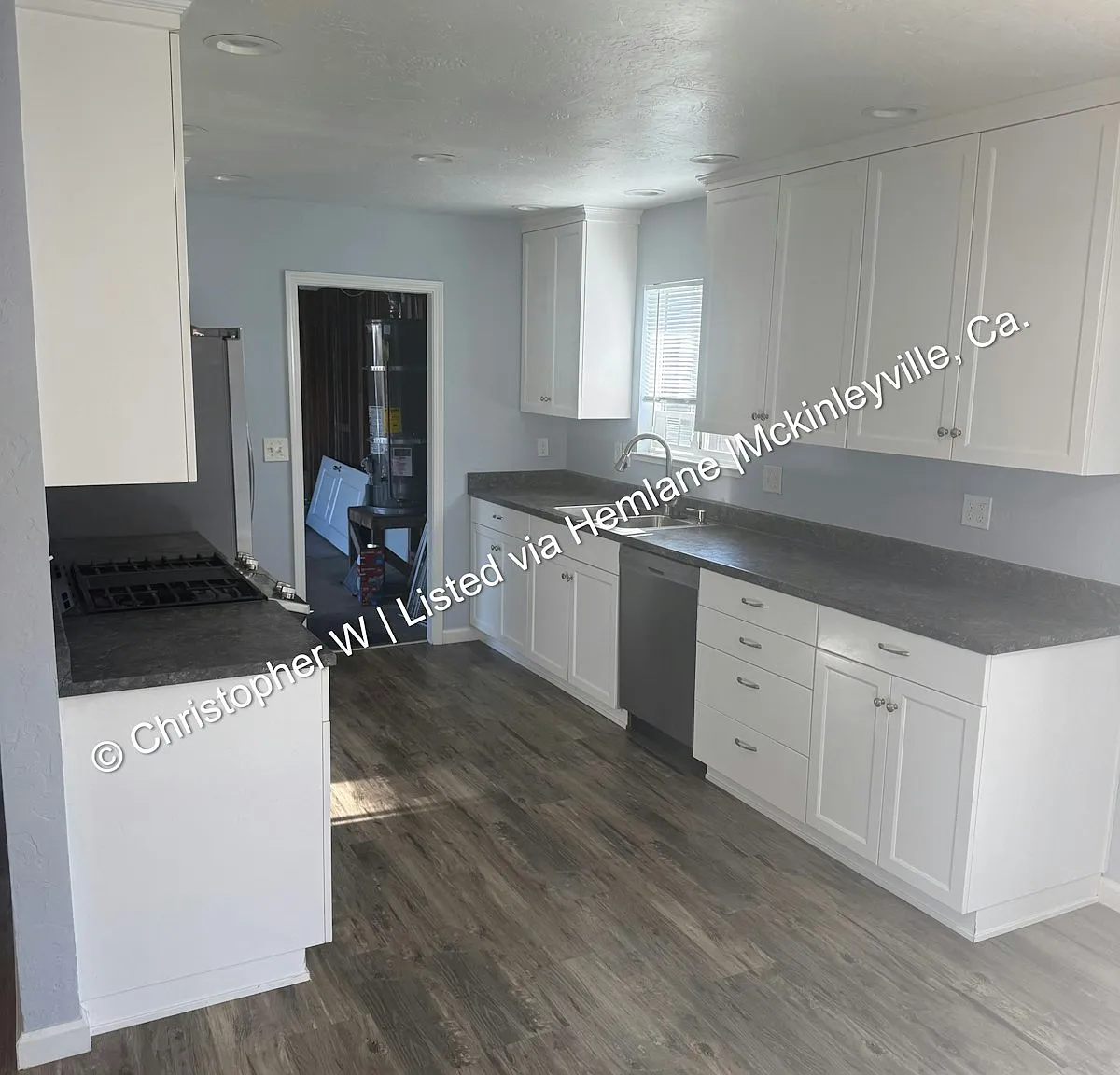1229 Fernwood Drive — Photo 2