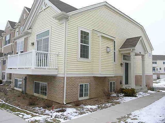 3rd image of 1660 Dogwood Ln