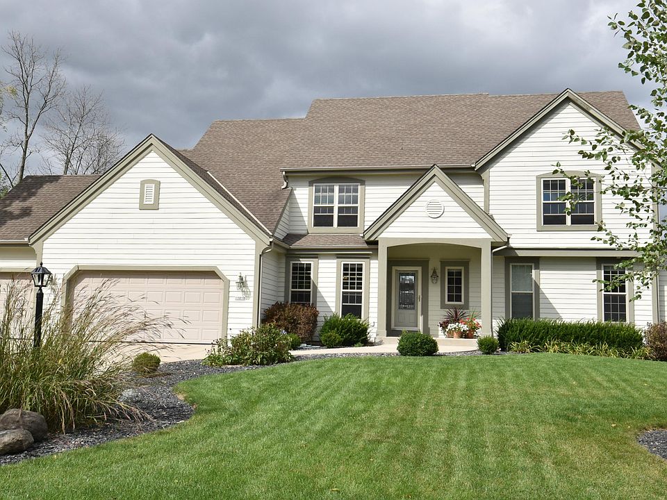 1st image of 13850 W Foxwood Dr