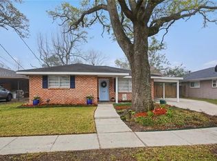 9524 Arbor Ln, River Ridge, LA 70123