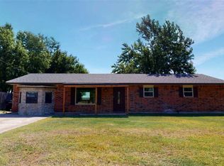 1102 Wilkie Rd, Mooreland, OK 73852