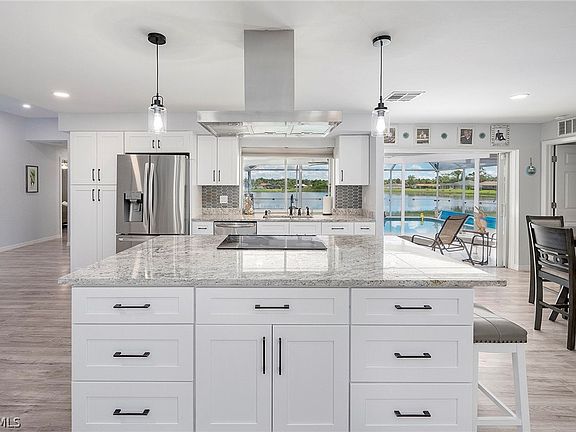 2nd image of 500 Causeway Dr