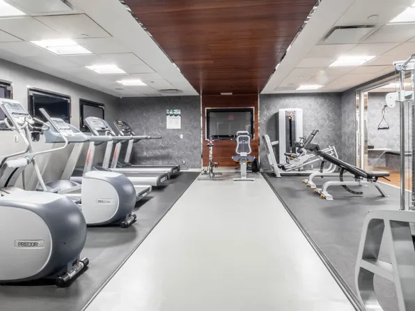 431 West 37th Street image 17 of 37