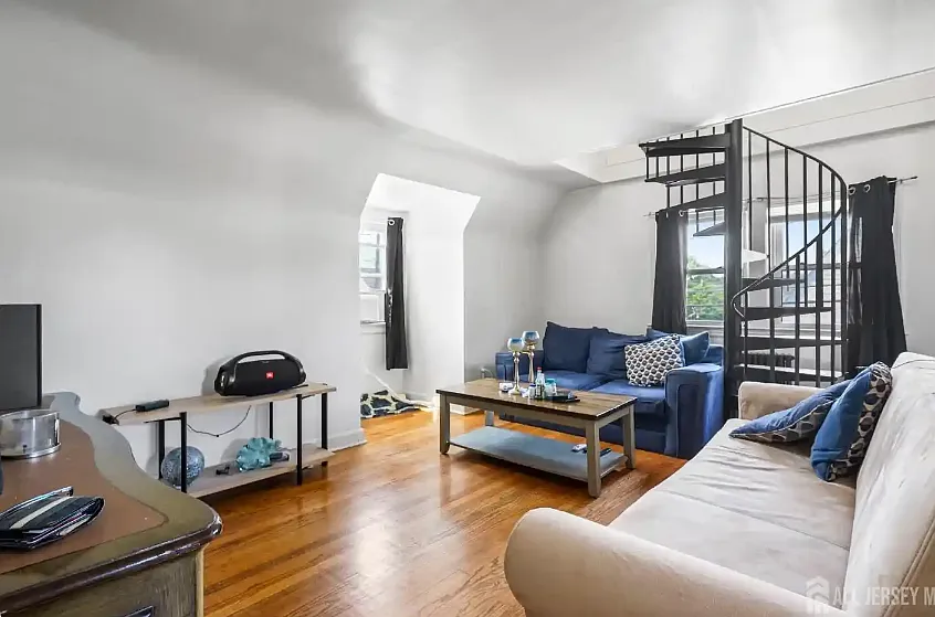 1 bed, 675 sqft, $2,150 — Photo 4