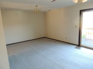 114 Anderson Dr, Elkview, WV 25071