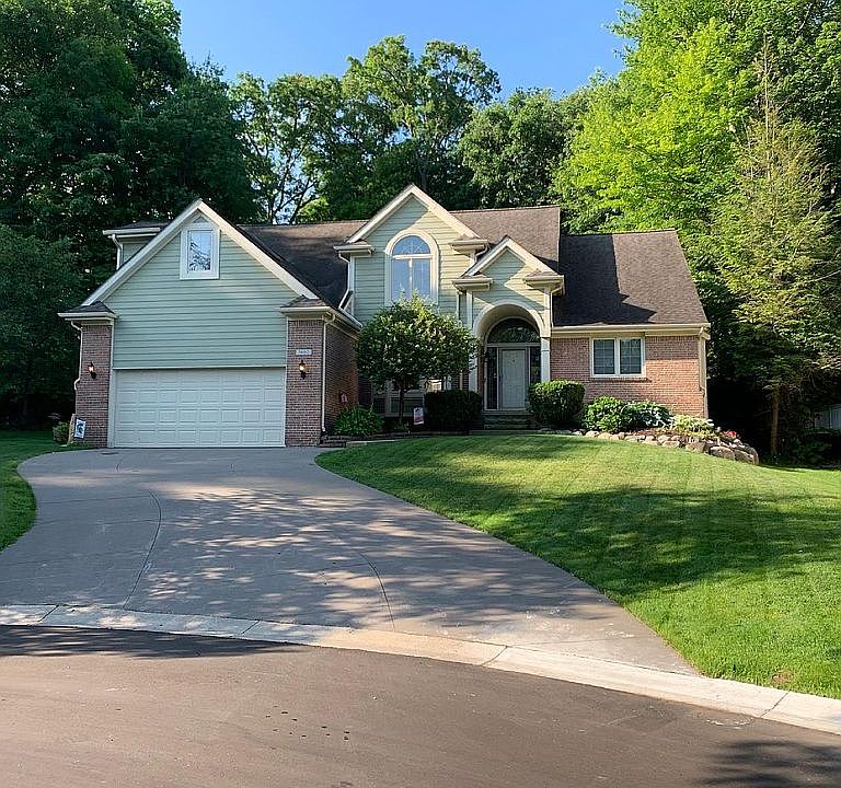 2nd image of 5602 Bentwood Ln