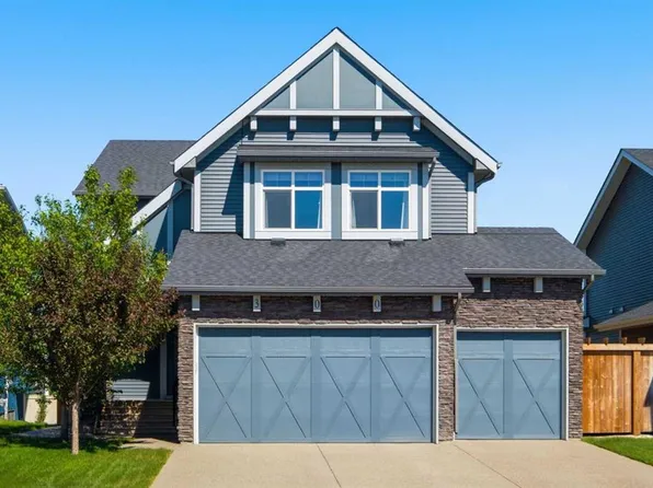 300 W Aspenmere Way, Chestermere, AB T1X 0Y2