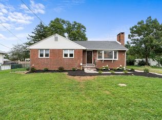 51 N Holly Ave, Maple Shade, NJ 08052