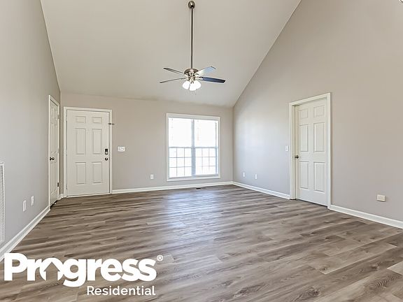 3rd image of 2516 Lismore Dr