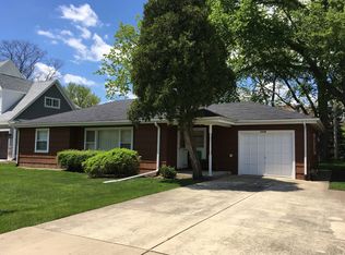 1026 S Madison Ave, La Grange, IL