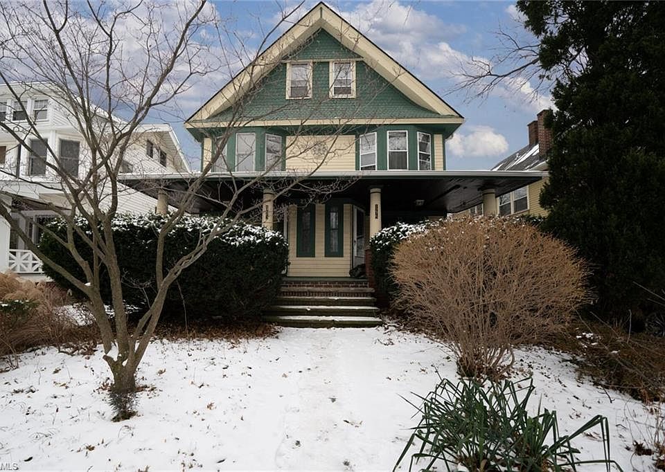 1st image of 1273 W 102nd St