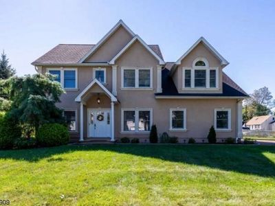 35 Mandeville Ave, Pequannock, NJ, 07440
