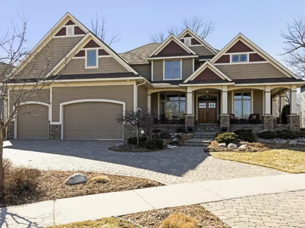 9951 Vagabond Ct N, Maple Grove, MN 55311