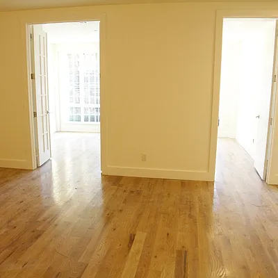 Rented by Nooklyn NYC LLC | media 57