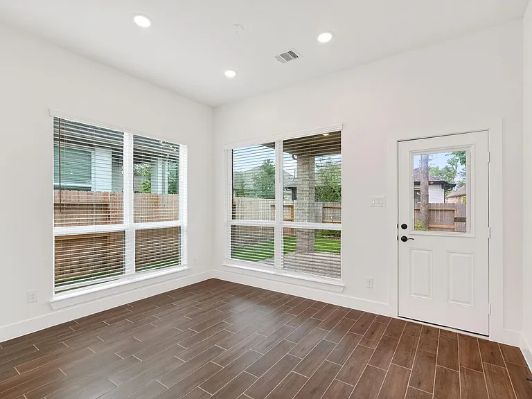 295 Mallards Rim Dr — Photo 12