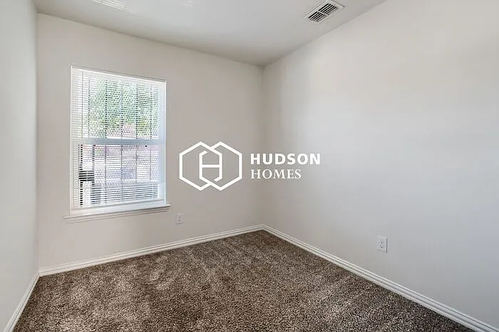 3408 Spring Ave — Photo 8