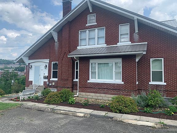 5th image of 91 Holland Ave