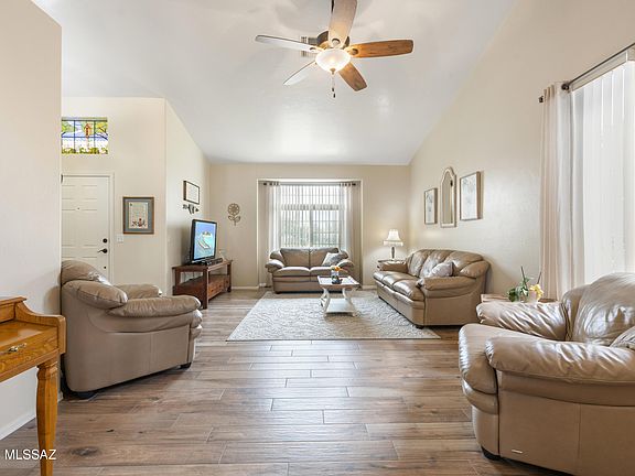 4th image of 9429 N Elan Ln