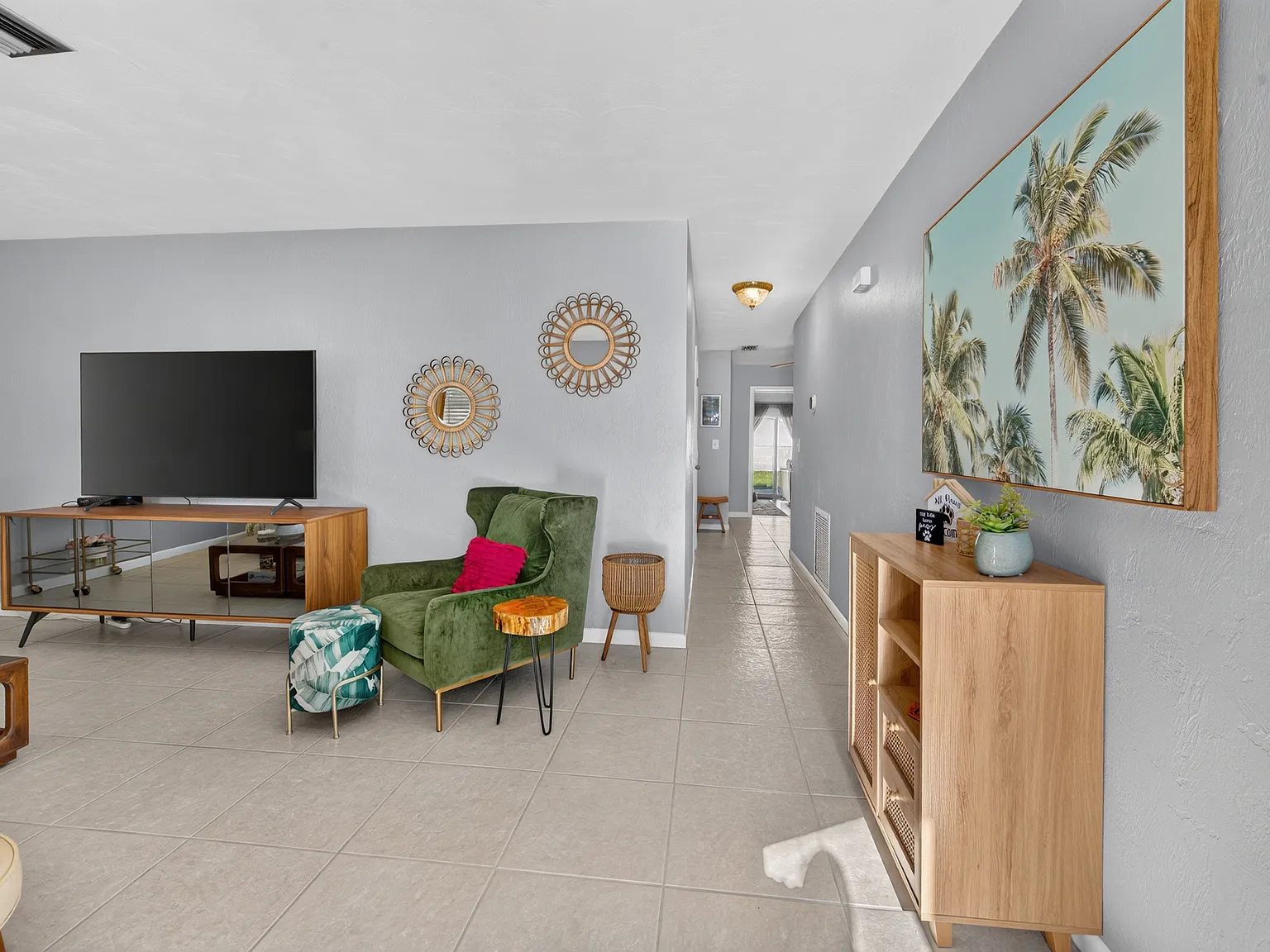 2 bed, 1019 sqft, $1,800 — Photo 4