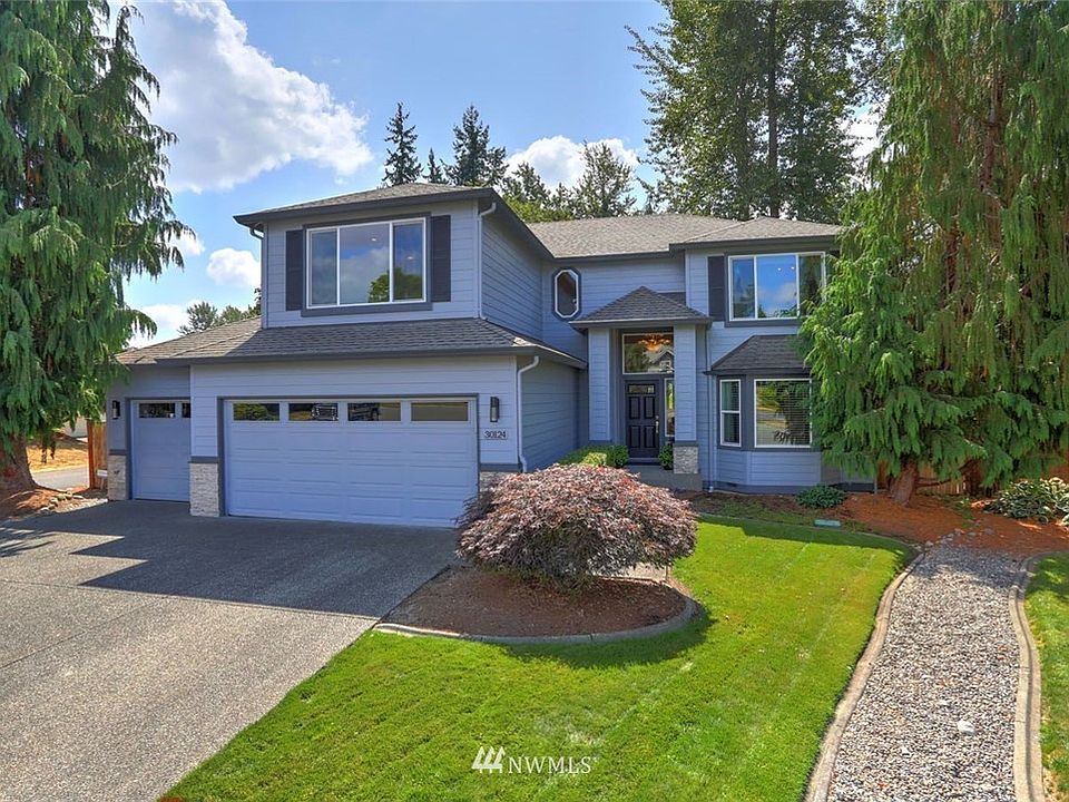 Fantastic front yard and extra parking