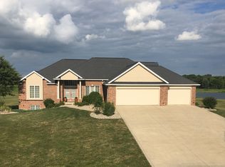 6531 Diamond Lake Blvd, Auburn, IN 46706
