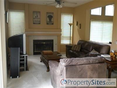 3rd image of 357 Princeton Ct