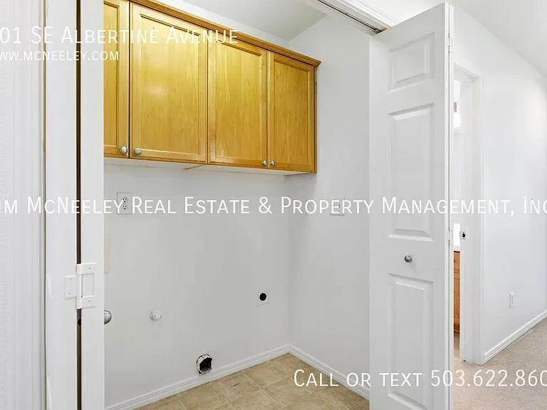 901 SE Albertine St — Photo 33