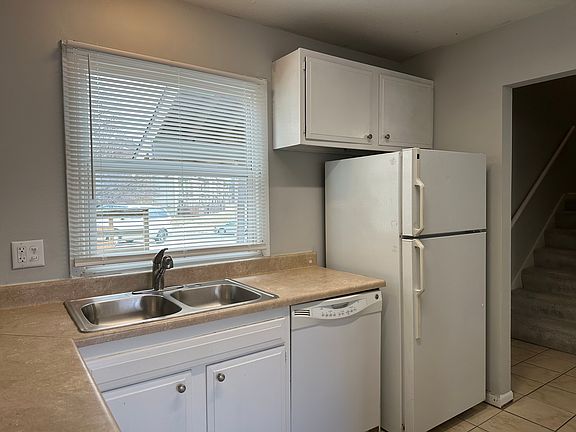 5th image of 2129 Quail Creek Dr