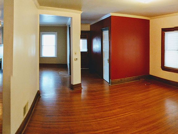 3rd image of 78 Saint James Pl #2
