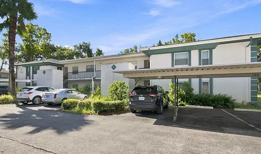 2 bed, 1155 sqft, $2,000 — Photo 1