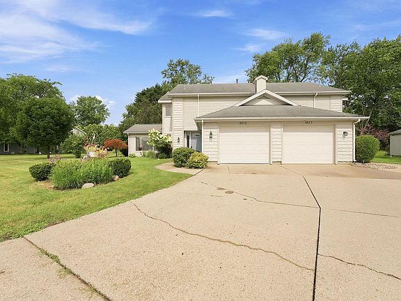 3rd image of 4515 Brookshire Cir