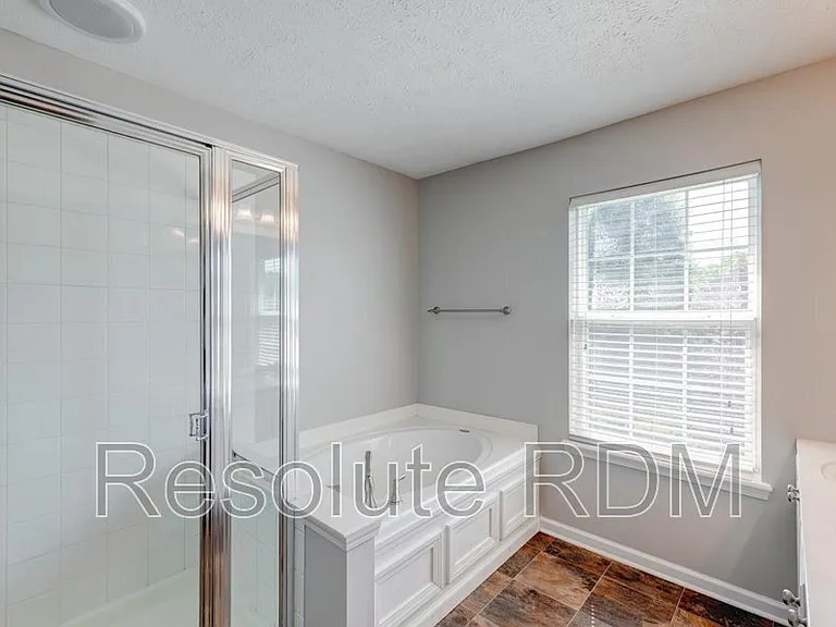 8262 Plumwood Ln — Photo 33