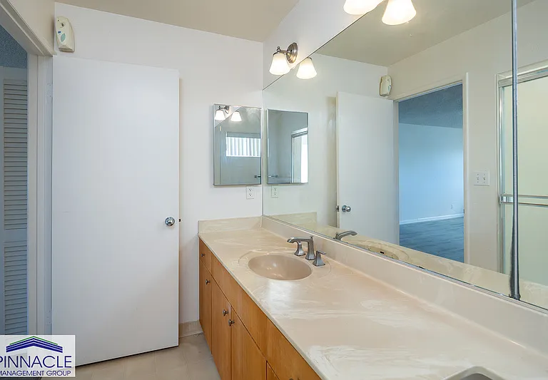 3533 Hinahina St — Photo 13