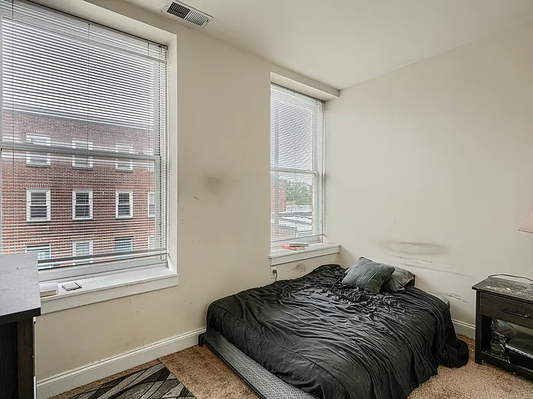 515 Warner St #D — Photo 11
