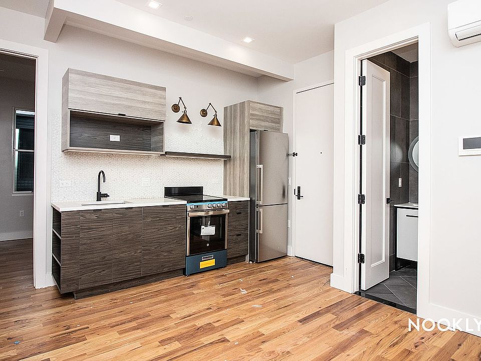 1st image of 48 Jefferson St #3B