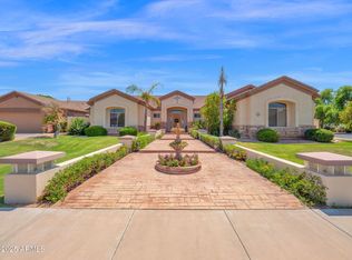 2939 E Huber St, Mesa, AZ 85213