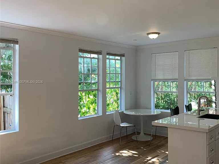 4349 Sheridan Ave #1 — Photo 10