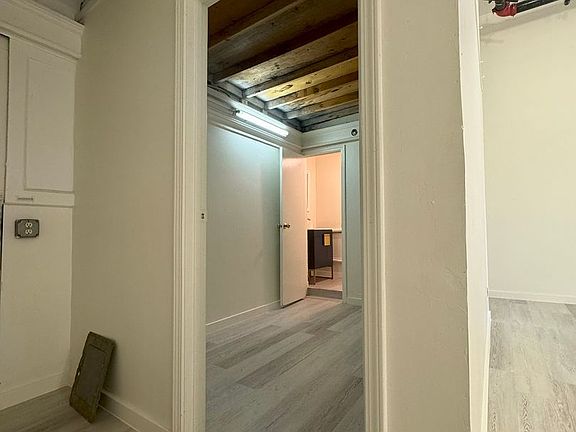 5th image of 1426 Stockton St