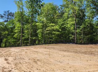 7913 Country Club Dr, Garner, NC 27529